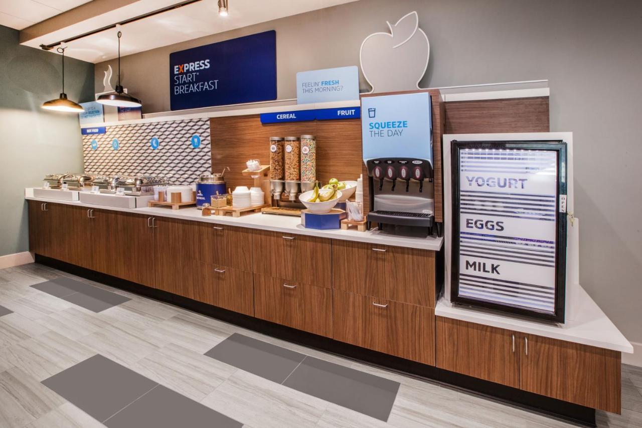 Holiday Inn Express Houston-Alvin By Ihg Extérieur photo