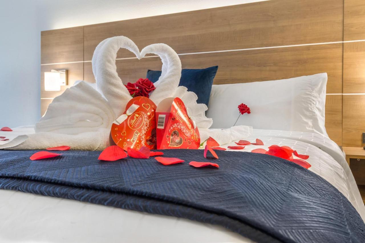 Holiday Inn Express Houston-Alvin By Ihg Extérieur photo